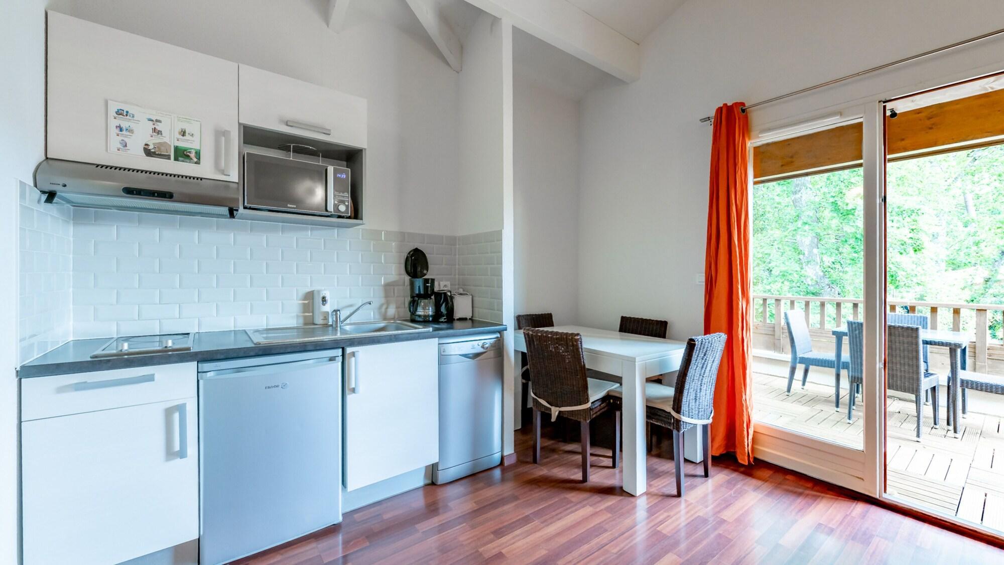 Aparthotel Vacanceole - Les Rives Du Lac 3*