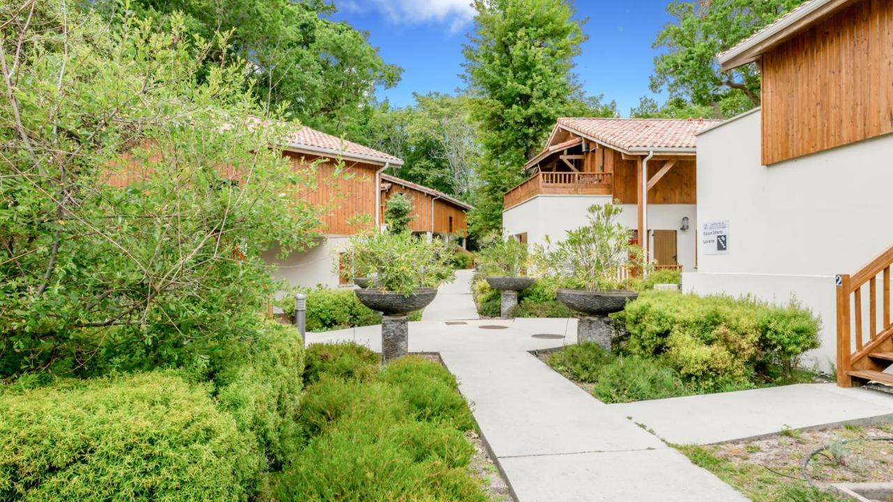 Vacanceole - Les Rives Du Lac Aparthotel 3*